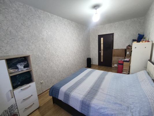 Продам двухкомнатную (2-комн.) квартиру, Измаильская ул, 74к4, Российский п