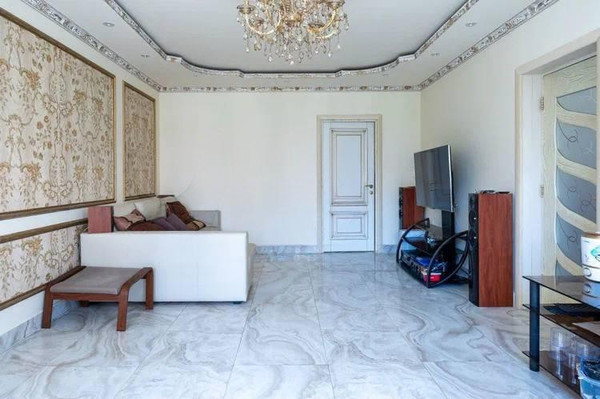 Продам двухкомнатную (2-комн.) квартиру, Гагарина пр-кт, 15/8, Люберцы г