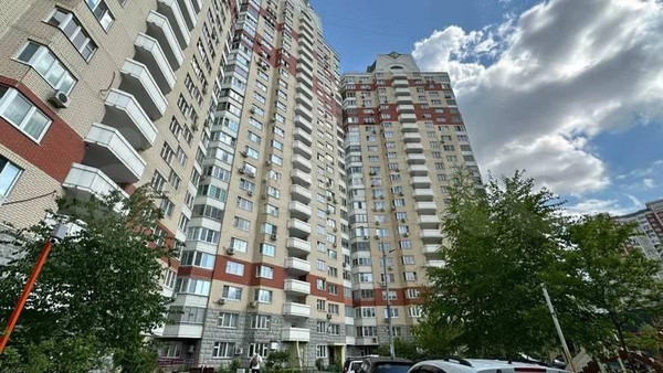 Продам двухкомнатную (2-комн.) квартиру, Гагарина пр-кт, 15/8, Люберцы г