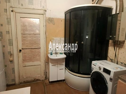 Продам двухкомнатную (2-комн.) квартиру, Вингиссара пр-кт, 123, Волосово г
