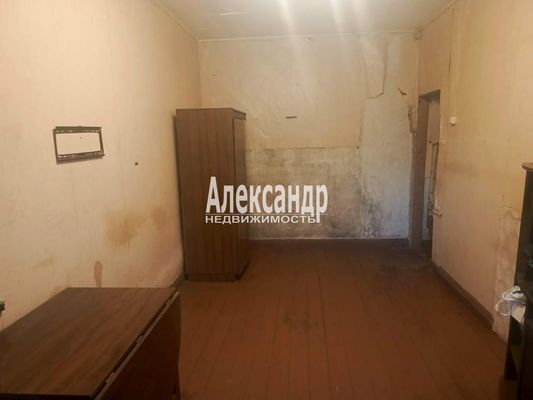 Продам двухкомнатную (2-комн.) квартиру, Вингиссара пр-кт, 123, Волосово г