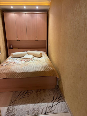 Продам двухкомнатную (2-комн.) квартиру, Энтузиастов пр-кт, 38к124, Санкт-Петербург г
