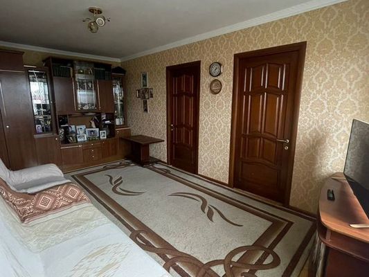 Продам многокомнатную квартиру, Димитрова ул, 23, Майкоп г