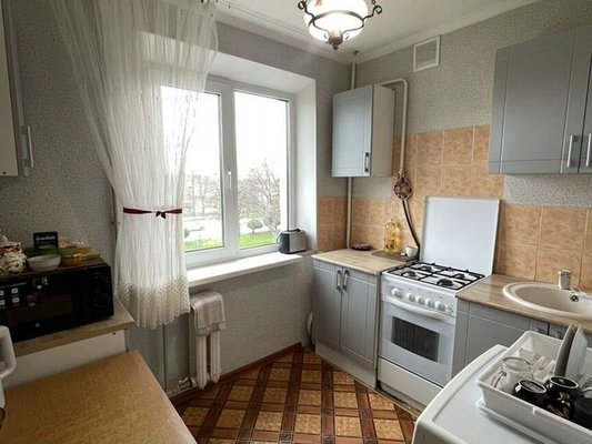 Продам многокомнатную квартиру, Димитрова ул, 23, Майкоп г