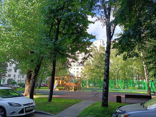 Продам однокомнатную (1-комн.) квартиру, Корнейчука ул, 38А, Москва г