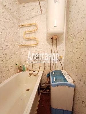 Продам двухкомнатную (2-комн.) квартиру, Центральная ул, 20, Вещево поселок при железнодорожной стан п