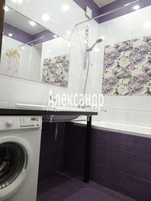 Продам двухкомнатную (2-комн.) квартиру, Днепропетровская ул, 59, Санкт-Петербург г
