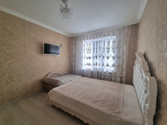 Продам двухкомнатную (2-комн.) квартиру, Калинина ул, 250ка, Нальчик г