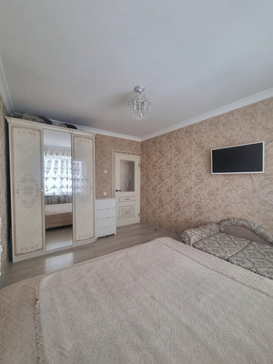 Продам двухкомнатную (2-комн.) квартиру, Калинина ул, 250ка, Нальчик г