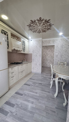 Продам двухкомнатную (2-комн.) квартиру, Калинина ул, 250ка, Нальчик г