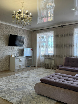 Продам трехкомнатную (3-комн.) квартиру, Тельмана ул, 2, Нальчик г