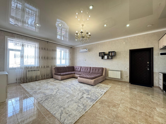 Продам трехкомнатную (3-комн.) квартиру, Тельмана ул, 2, Нальчик г