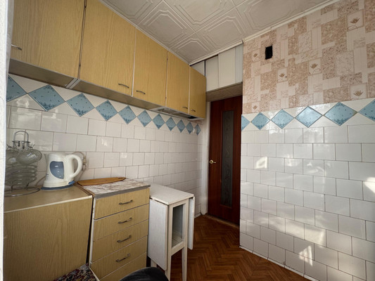 Продам трехкомнатную (3-комн.) квартиру, Фучика ул, 3, Нальчик г
