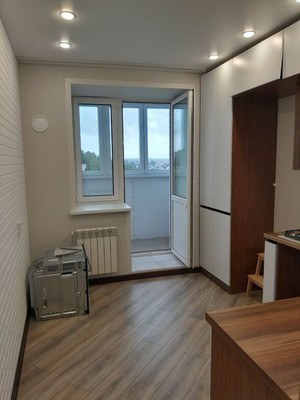 Продам однокомнатную (1-комн.) квартиру, Молодежная ул, 15, Семеновка с
