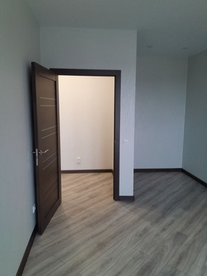 Продам однокомнатную (1-комн.) квартиру, Молодежная ул, 15, Семеновка с
