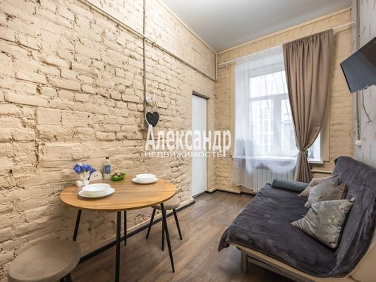 Продам долю в 1-комн. квартире, Загородный пр-кт, 24, Санкт-Петербург г