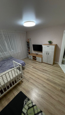 Продам однокомнатную (1-комн.) квартиру, Полевая ул, 15, Медведево пгт