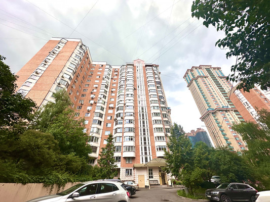 Продам двухкомнатную (2-комн.) квартиру, Авиационная ул, 72к1, Москва г