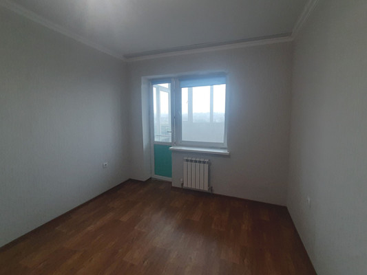Продам двухкомнатную (2-комн.) квартиру, Индустриальная ул, 28к2, Симферополь г