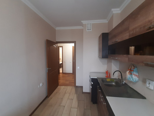 Продам двухкомнатную (2-комн.) квартиру, Индустриальная ул, 28к2, Симферополь г