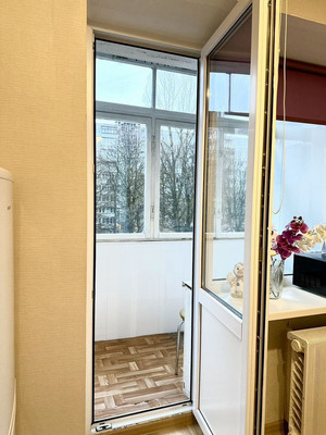 Продам однокомнатную (1-комн.) квартиру, Фрунзе ул, 91, Калининград г