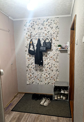 Продам однокомнатную (1-комн.) квартиру, Миллера Ж.А. ул, 58, Симферополь г