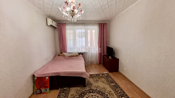 Продам трехкомнатную (3-комн.) квартиру, Карла Либкнехта ул, 21, Крымск г