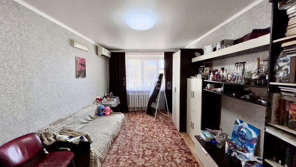 Продам трехкомнатную (3-комн.) квартиру, Карла Либкнехта ул, 21, Крымск г