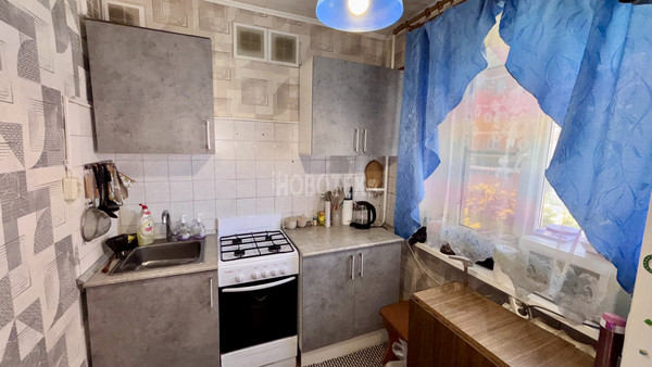 Продам трехкомнатную (3-комн.) квартиру, Карла Либкнехта ул, 21, Крымск г