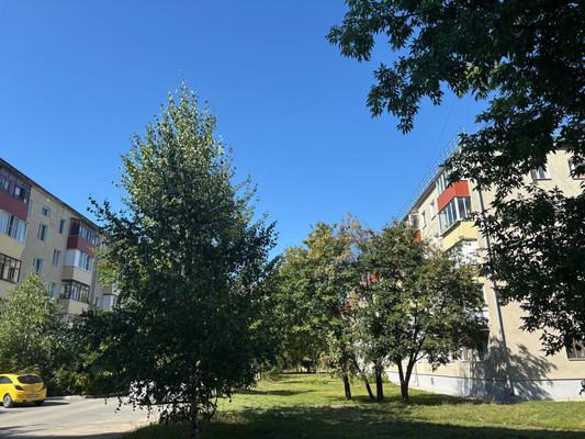 Продам трехкомнатную (3-комн.) квартиру, Побежимова ул, 46, Казань г