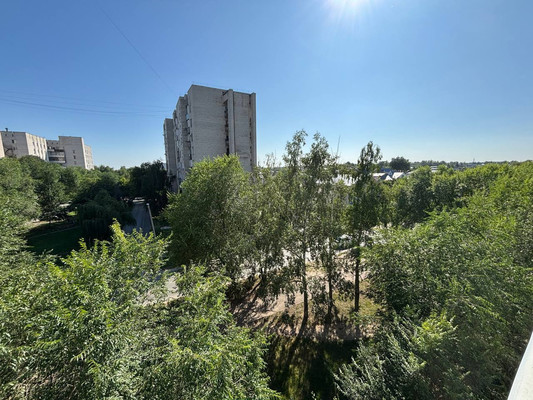 Продам трехкомнатную (3-комн.) квартиру, Побежимова ул, 46, Казань г