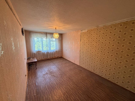 Продам трехкомнатную (3-комн.) квартиру, Побежимова ул, 46, Казань г