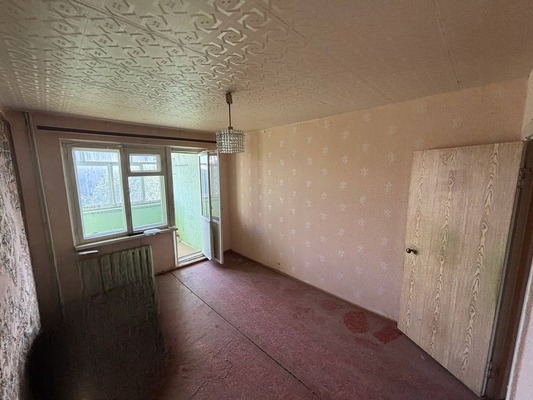 Продам трехкомнатную (3-комн.) квартиру, Побежимова ул, 46, Казань г