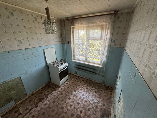 Продам трехкомнатную (3-комн.) квартиру, Побежимова ул, 46, Казань г