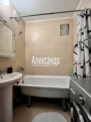 Продам однокомнатную (1-комн.) квартиру, Дунайский пр-кт, 14к1, Санкт-Петербург г
