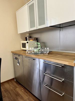 Продам однокомнатную (1-комн.) квартиру, Дунайский пр-кт, 14к1, Санкт-Петербург г