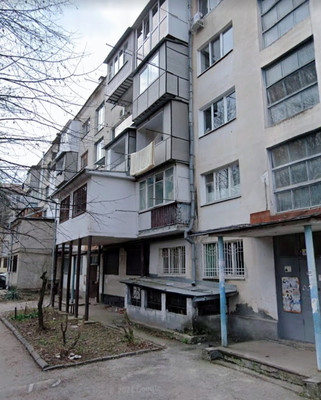 Продам трехкомнатную (3-комн.) квартиру, Кулиева пр-кт, 22, Нальчик г