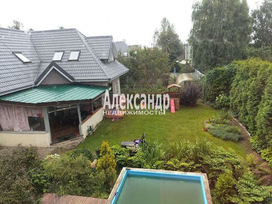 Продам коттедж, 292/1, Новосаратовка д, 4 км от города