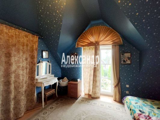 Продам коттедж, 292/1, Новосаратовка д, 4 км от города