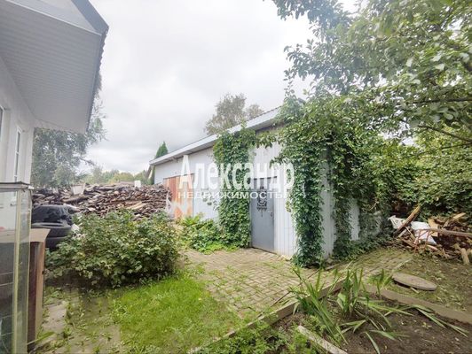 Продам коттедж, 292/1, Новосаратовка д, 4 км от города