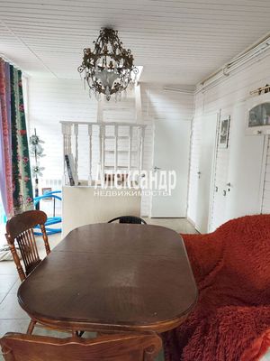 Продам коттедж, 292/1, Новосаратовка д, 4 км от города