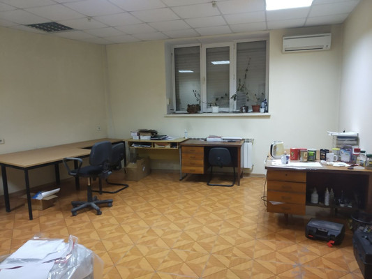 Продам торговое помещение 180 м2, Некрасова ул, 9, Симферополь г