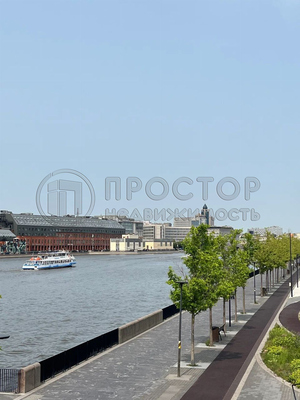 Продам однокомнатную (1-комн.) квартиру, Братьев Весниных б-р, 1, Москва г