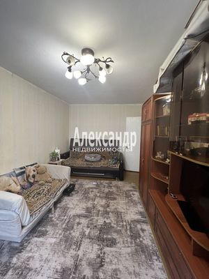 Продам двухкомнатную (2-комн.) квартиру, Гагарина ул, 10, Выборг г