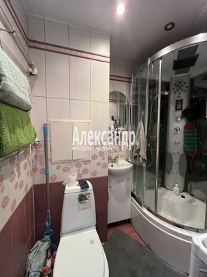 Продам двухкомнатную (2-комн.) квартиру, Гагарина ул, 10, Выборг г