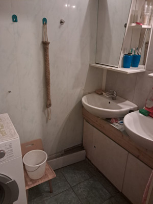 Продам комнату в 8-комн. квартире, Штурманская ул, 16Ак1, Санкт-Петербург г