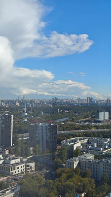Продам трехкомнатную (3-комн.) квартиру, Саляма Адиля ул, 2к1, Москва г
