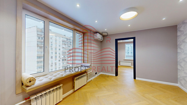Продам трехкомнатную (3-комн.) квартиру, Кутузова ул, 3, Москва г
