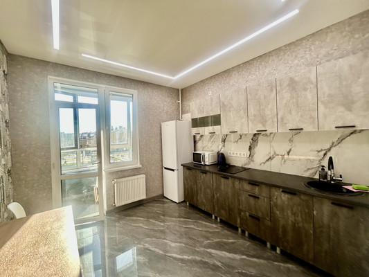 Продам однокомнатную (1-комн.) квартиру, Крымской весны ул, 9ак1, Мирное с