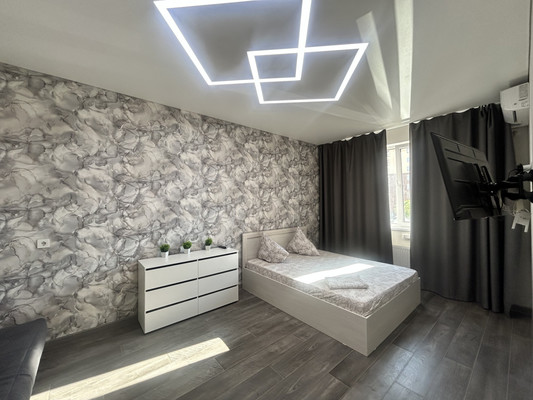 Продам однокомнатную (1-комн.) квартиру, Крымской весны ул, 9ак1, Мирное с